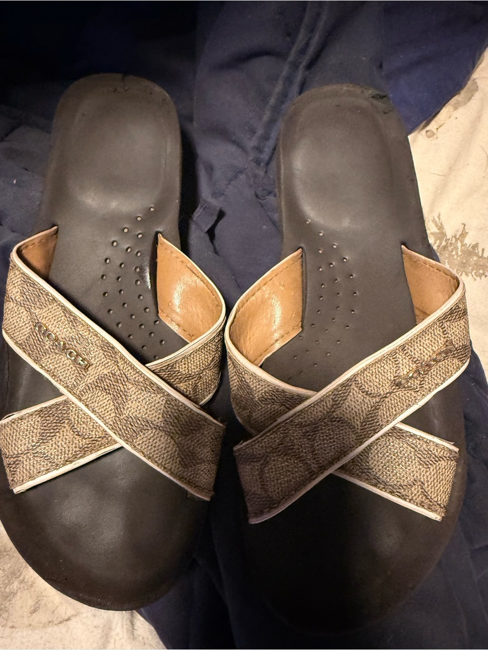 Coach Women's Brown Signature Crisscross Slide. Last pic shows some WEAR.